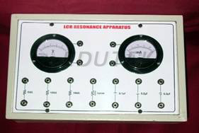 LCR RESONANCE APPARATUS